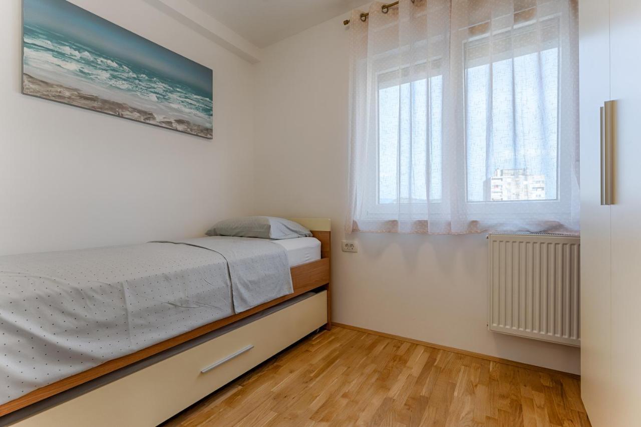 Two Bedroom Apartment Paris Rijeka Exterior foto